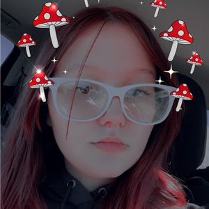 Meet your Posher, Rayven